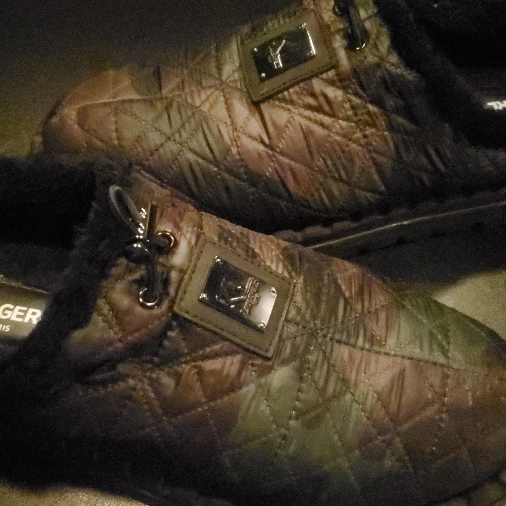 Karl Lagerfeld Camo Faux Fur Slippers     Size 13 - Picture 4 of 7